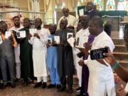Friends honour Seyi Tinubu With Bible project At 40