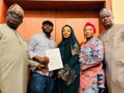 Minna emirate Honours Hajiya Sa’adatu Musa With Zinariyar Minna Title