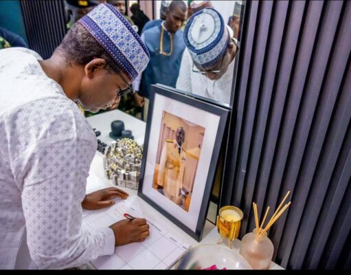 Defence minister Bello Matawalle hails Late Katagum’s service, donates N10m to family